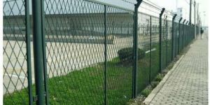 Tar Fencing