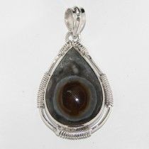 SILVER SOLAR QUARTZ GEMSTONE PENDANT