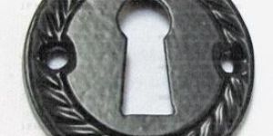 Round Georgian Escutcheon