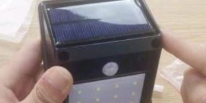 Solar Motion Sensor Wall Light