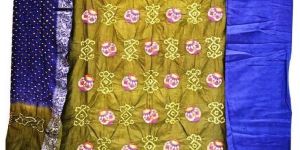 Traditional Design Gadhwal Bandhani Dress Material
