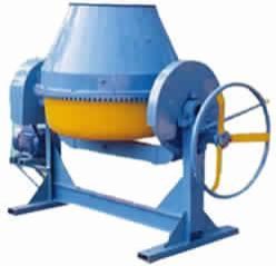 CONCRETE MIXER/STAND TYPE