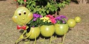 Wonderland Metal Garden Caterpillar Long Planter with Three Pot