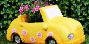 Wonderland Yellow Car Planter
