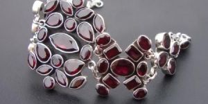 STUNNING RHODOLITE GARNET 925 STERLING SILVER HAND CRAFTED BRACELET