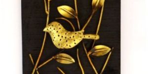 METAL & WOOD THREE BIRD FRAME TEA LIGHT HOLDER