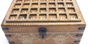 WOODEN HANDICRAFT JEWELLERY BOX