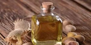 Nutmeg Oil
