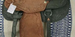 Two Tone Show Saddle