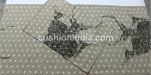 Star Printed Deers Group Printed Table Runner