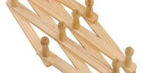 WOODEN EXPANDABLE HANGER Handy