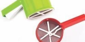 Plastic Flour Sifter