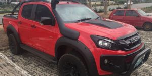 ISUZU D-Max Vcross Dummy Snorkel