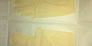 Pre Powdered Latex Surgical Gloves