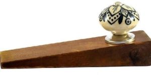 Black Flower Cream Knob on Brown Door Stopper