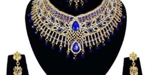 Zerconic Necklace Set Earrings Tika in Blue