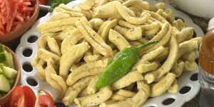 Vanela Gathiya Snack