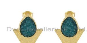 Triangle Design Gold Plated Brass Fashion Green Gemstone Stud Earrings