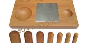 WOODEN DAPPING BLOCK WITH STEEL PLATE