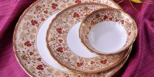Bone China Dinner Sets