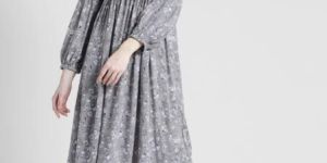 Women 'V' Neck Puff Sleeve Printed Dress