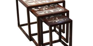 TULIP NEST OF TABLE