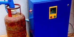 MANUAL LPG CYLINDER VALVE SEALING MACHINE