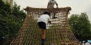 Climbing Army Net