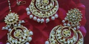 Chovanni Bali with Tika