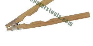 WOODEN RING HOLDING PLIERS