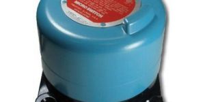 WEATHER-SEALED SWITCH