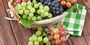 Sweet Seedless Grapes