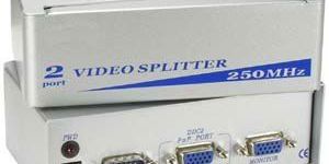 VGA Splitter with Adapter