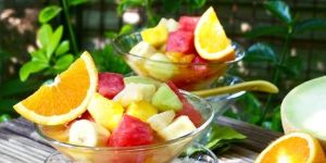 Canned Fruit Cocktail in Syrup