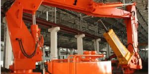 STATIONARY / PEDESTAL-MOUNTED ROCK BREAKER