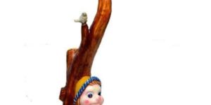 Wooden Look Lamp Post