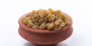 Sun Dried Brown Raisins