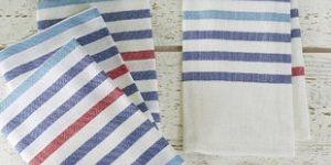 Lining Kitchen Towel