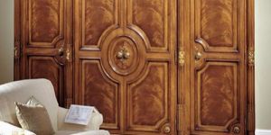 SIGNATURE COLLECTION WARDROBE