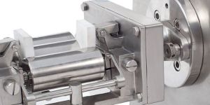 Triple Roller Mill Machine