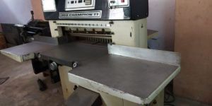 Used Paper Cutting Machine