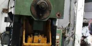 Pneumatic Press Machine