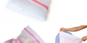 Zippered Protective Mesh