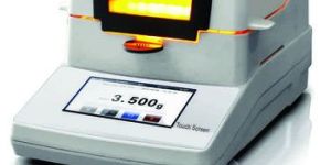 Moisture Analyzer