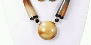 Horn Necklace Set
