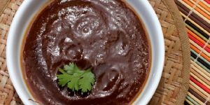 Date & Tamarind Sauce