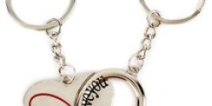 Double Heart Keychain
