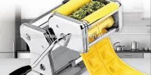 NOODLE AND PASTA MAKER