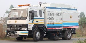 HCV Mounted Road Sweeper Machine