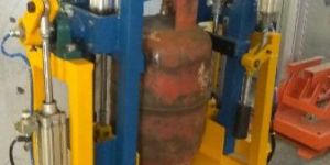 LPG CYLINDER WEIGHT CORRECTION UNIT